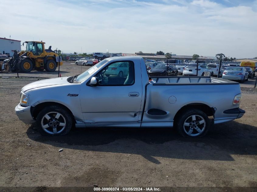 2001 Ford F-150 Svt Lightning VIN: 2FTZF07321CA65982 Lot: 38900374