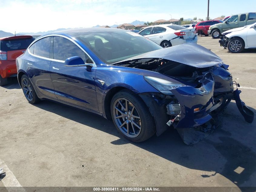 2019 Tesla Model 3 Long Range/Performance VIN: 5YJ3E1EB0KF208544 Lot: 38900411