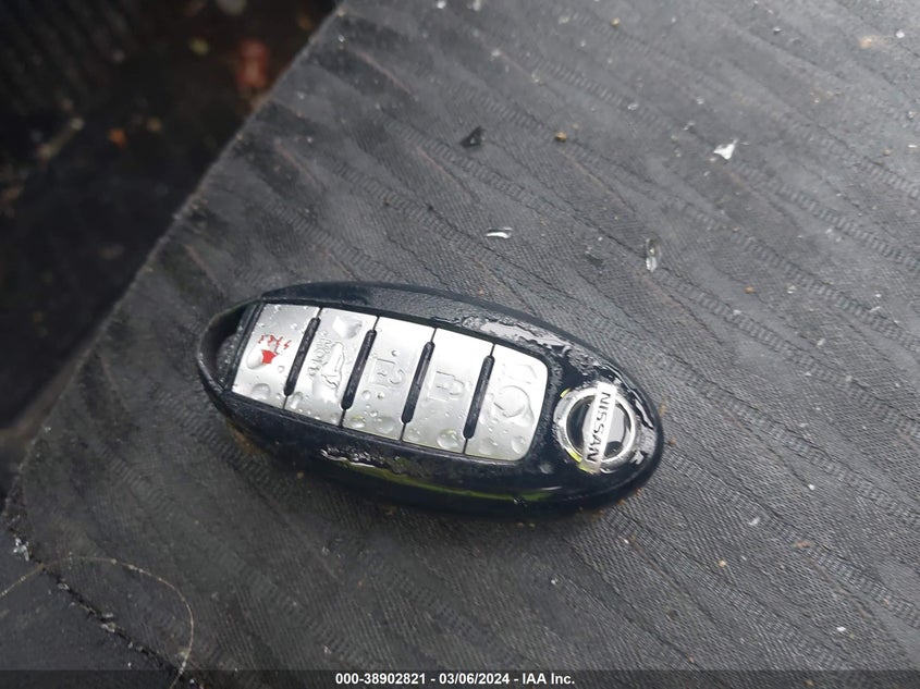 2019 NISSAN ROGUE SV - 5N1AT2MV2KC841960