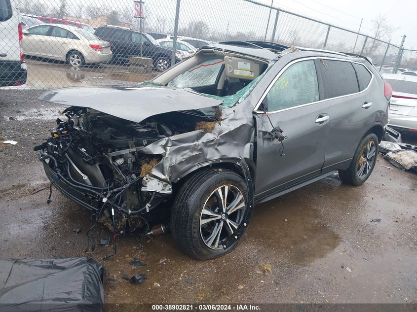 2019 NISSAN ROGUE SV - 5N1AT2MV2KC841960