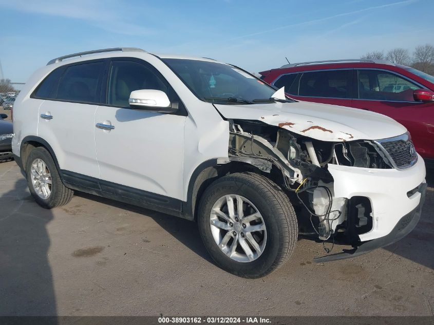 2015 KIA SORENTO LX - 5XYKTCA60FG636389