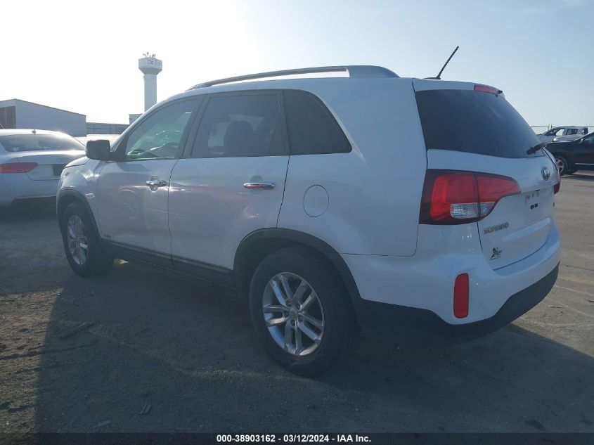 2015 KIA SORENTO LX - 5XYKTCA60FG636389