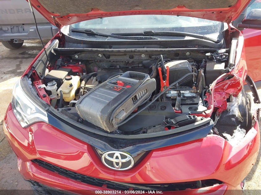 2016 TOYOTA RAV4 SE - JTMJFREV1GJ081705