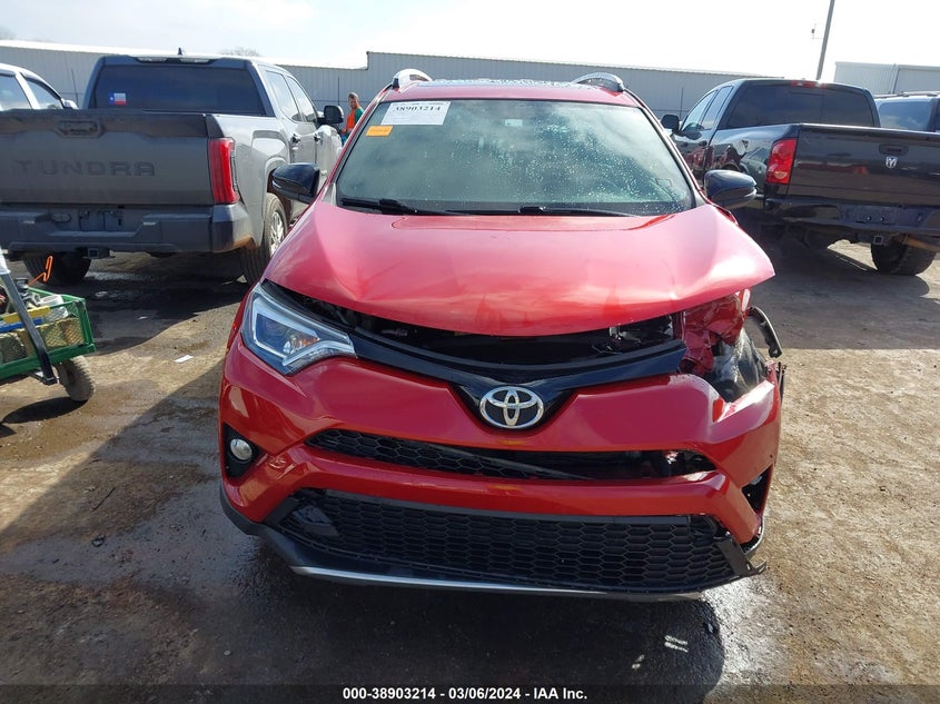 2016 TOYOTA RAV4 SE - JTMJFREV1GJ081705