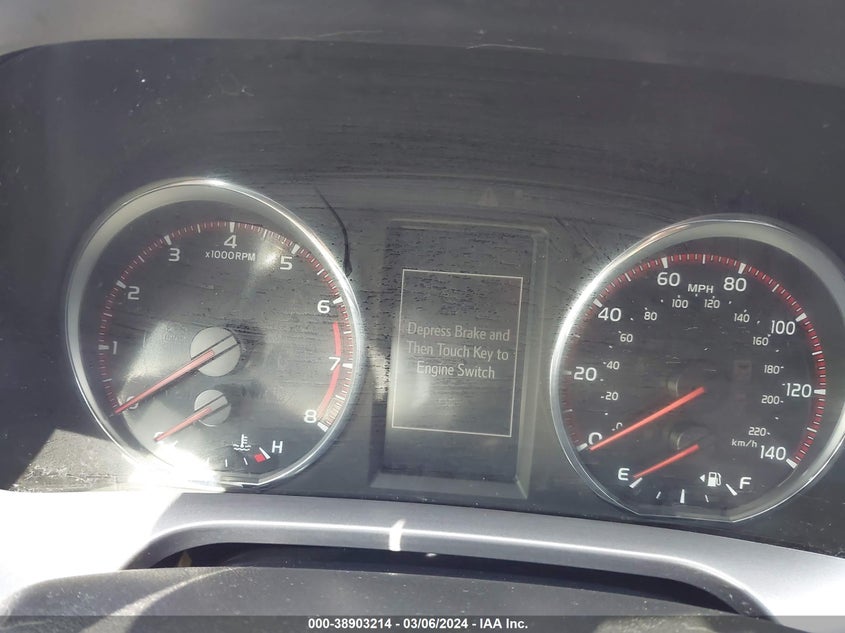 2016 TOYOTA RAV4 SE - JTMJFREV1GJ081705