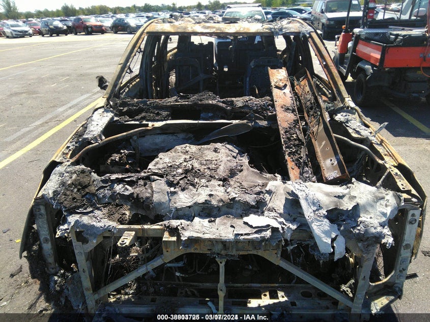 2019 CADILLAC ESCALADE ESV LUXURY - 1GYS4HKJ9KR361625