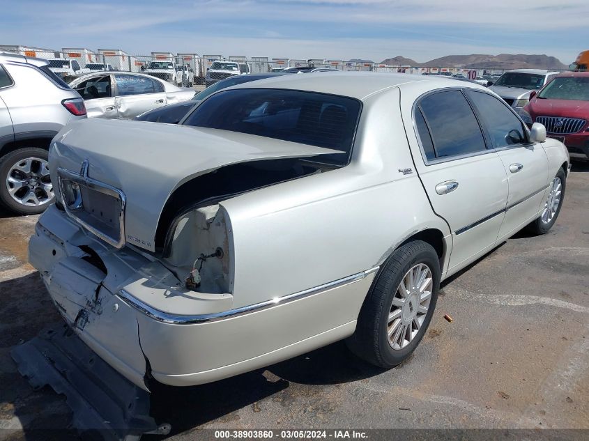 2005 Lincoln Town Car Signature Limited VIN: 1LNHM82WX5Y667380 Lot: 38903860