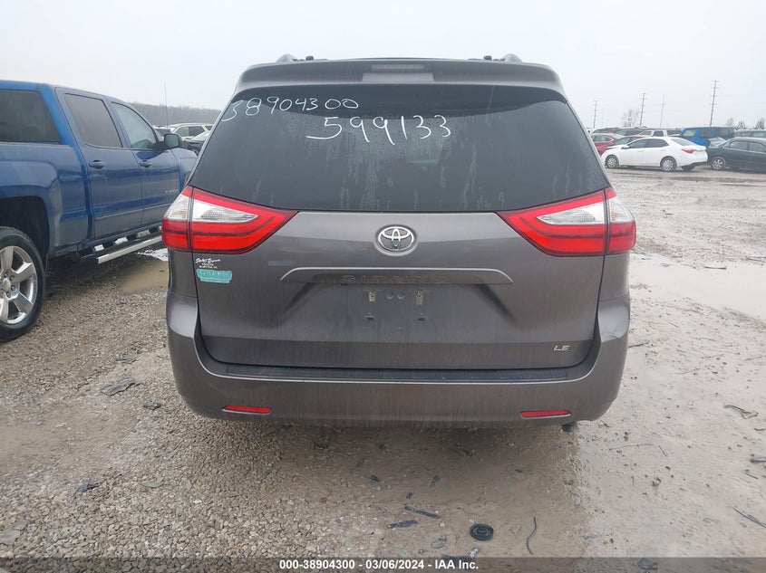 5TDKK3DCXFS599133 2015 Toyota Sienna Le 8 Passenger