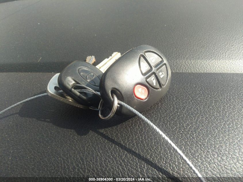 5TDKK3DCXFS599133 2015 Toyota Sienna Le 8 Passenger