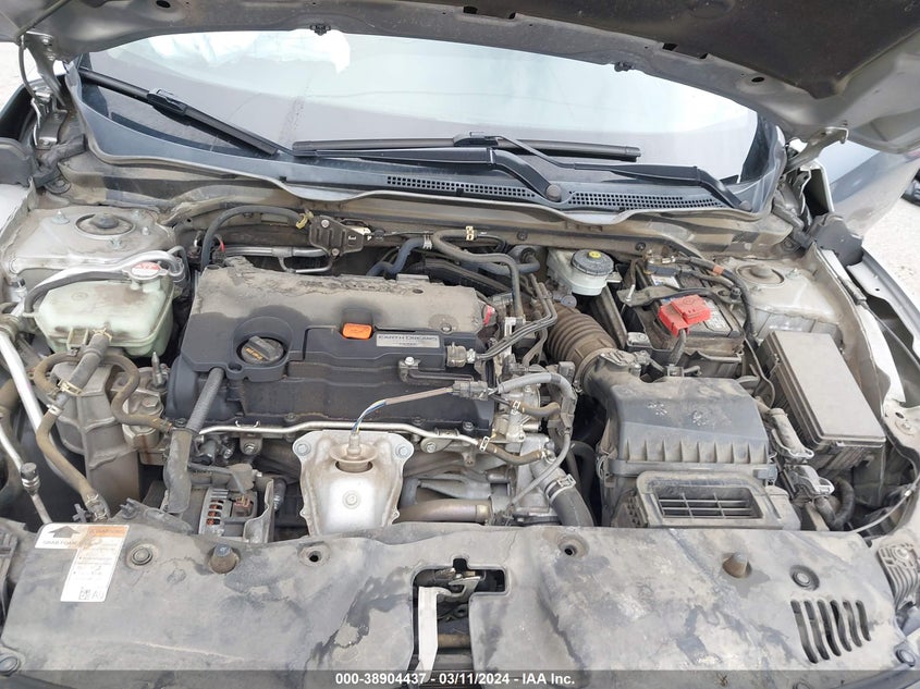 VIN 19XFC2F50JE019236 2018 HONDA CIVIC LX