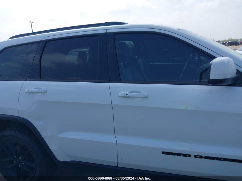 2019 JEEP GRAND CHEROKEE LAREDO - 1C4RJEAG8KC826576