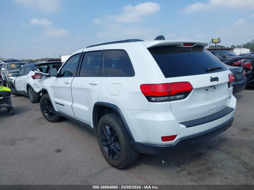 2019 JEEP GRAND CHEROKEE LAREDO - 1C4RJEAG8KC826576
