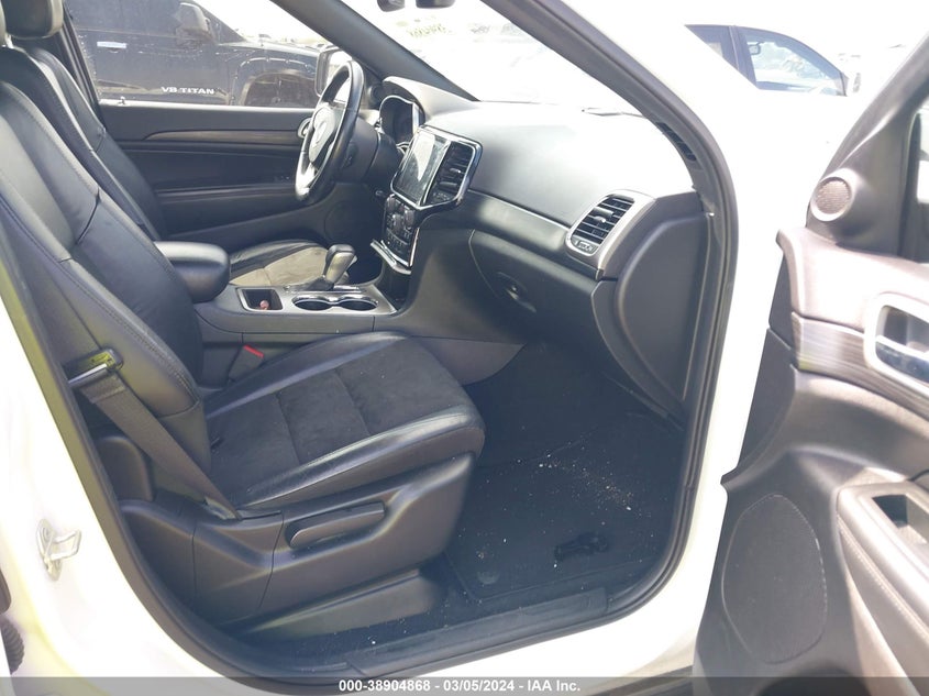 2019 JEEP GRAND CHEROKEE LAREDO - 1C4RJEAG8KC826576