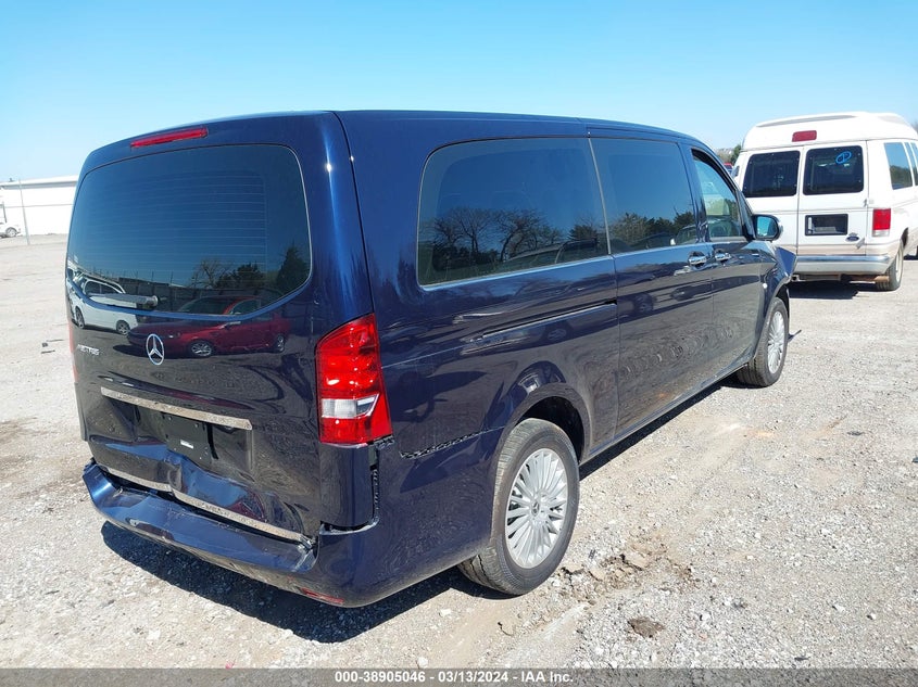 2021 MERCEDES-BENZ METRIS VIN: W1XV0CEY3M3943509