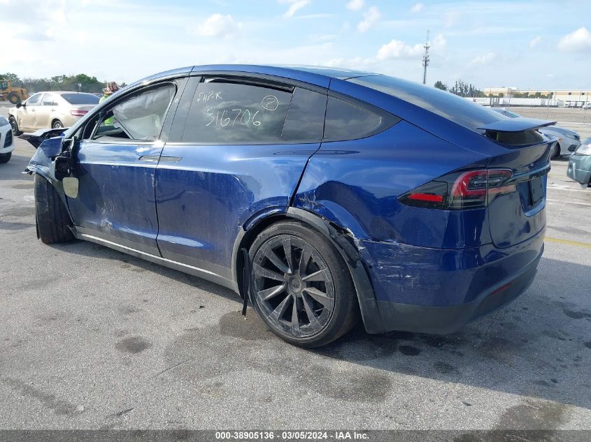 2022 Tesla Model X Plaid Tri Motor All-Wheel Drive VIN: 7SAXCBE68NF343293 Lot: 38905136