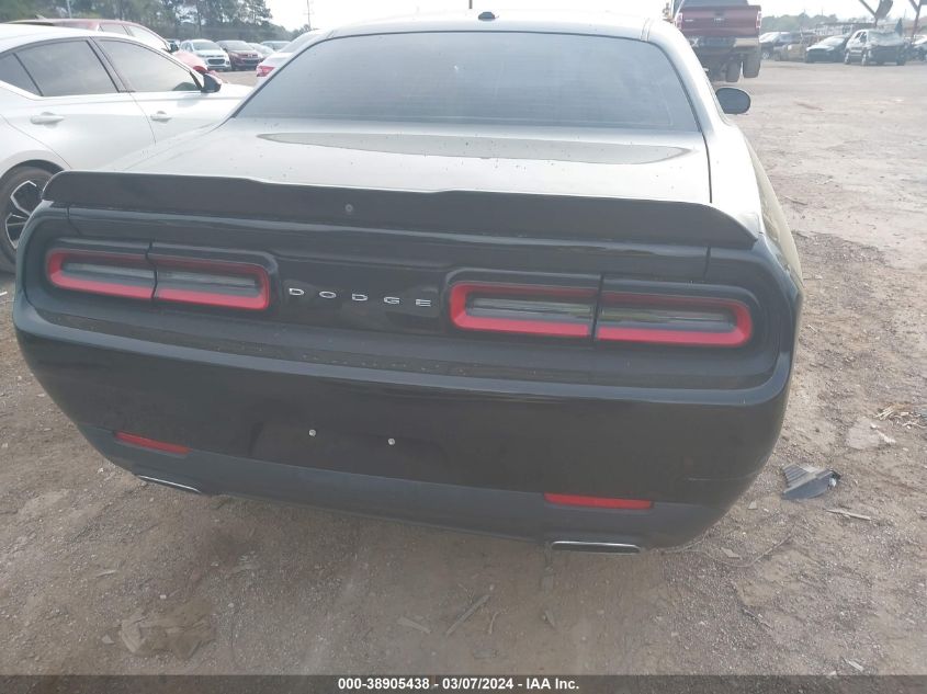 2018 Dodge Challenger Sxt VIN: 2C3CDZAG8JH121863 Lot: 38905438