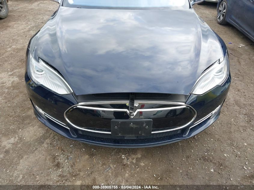 2015 Tesla Model S 70D/85D/P85D VIN: 5YJSA1H20FFP74079 Lot: 38905755