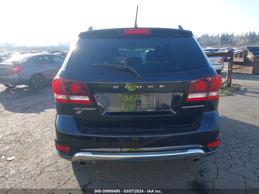 VIN 3C4PDDGG5JT348135 2018 DODGE JOURNEY CROSSROAD AWD