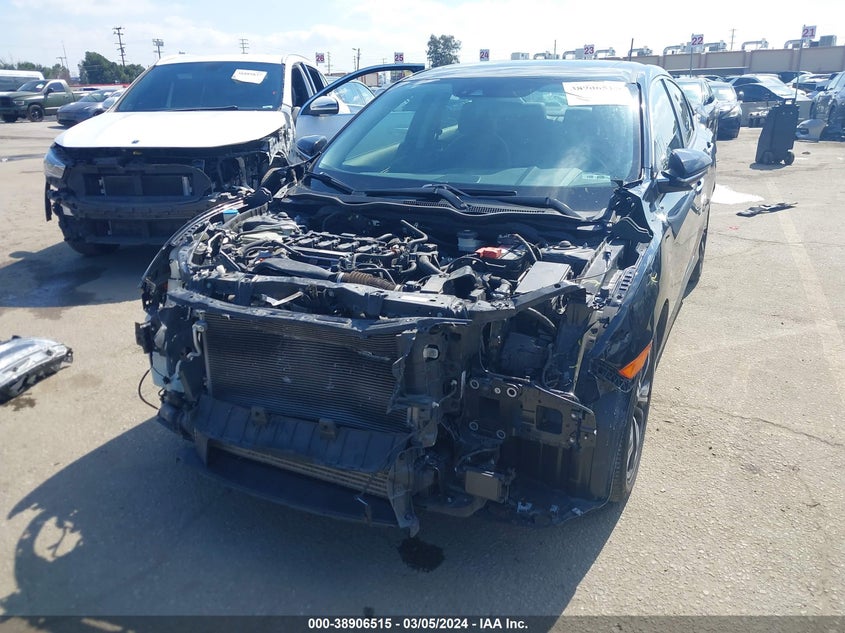 VIN JHMFC1F92JX016236 2018 HONDA CIVIC TOURING