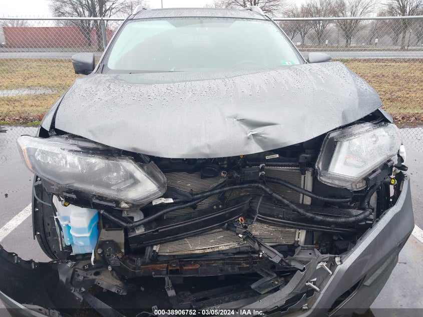 2018 NISSAN ROGUE SV - 5N1AT2MV6JC773421