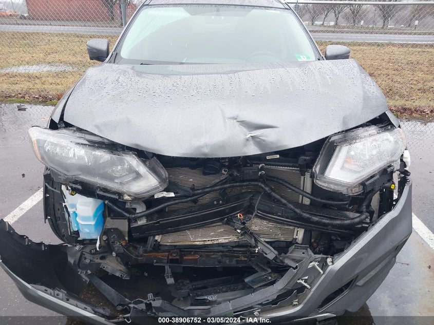 2018 NISSAN ROGUE SV - 5N1AT2MV6JC773421