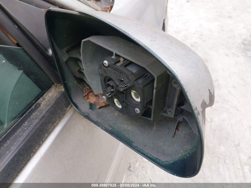 2008 Pontiac Grand Prix VIN: 2G2WP552981117187 Lot: 38907825