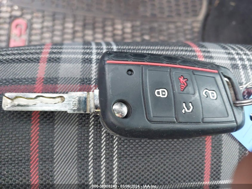 2015 VOLKSWAGEN GOLF GTI - 3VW5T7AU7FM003391