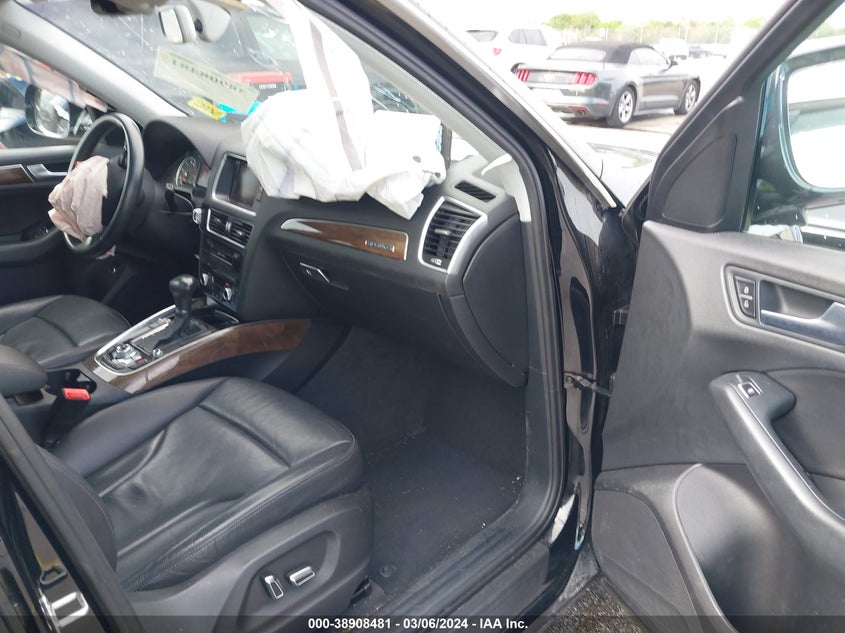 VIN WA1C2AFP4HA014243 2017 AUDI Q5 PREMIUM