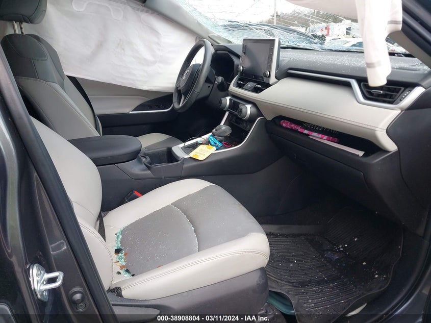 2022 TOYOTA RAV4 XLE PREMIUM - 2T3A1RFV4NC283418