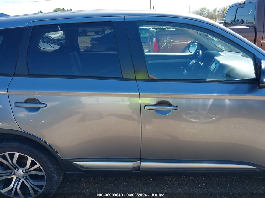 2017 MITSUBISHI OUTLANDER ES - JA4AD2A33HZ031600