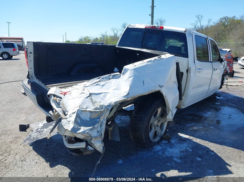 2018 CHEVROLET SILVERADO 1500 2LT - 3GCUKREC0JG200652