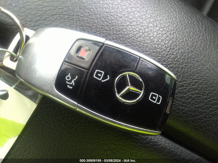 VIN WDDZF4JB2HA079468 2017 MERCEDES-BENZ E 300