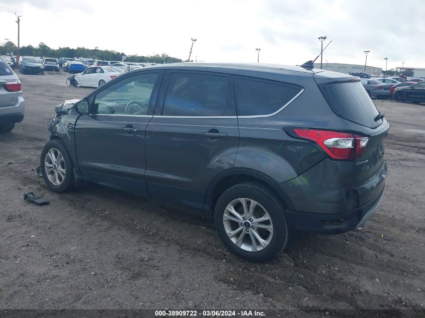 1FMCU0GDXKUB75230 2019 Ford Escape Se
