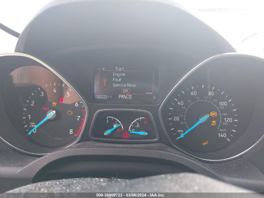 1FMCU0GDXKUB75230 2019 Ford Escape Se