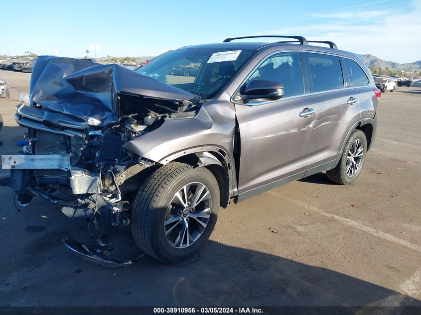 2019 TOYOTA HIGHLANDER VIN: 5TDZZRFH0KS309496