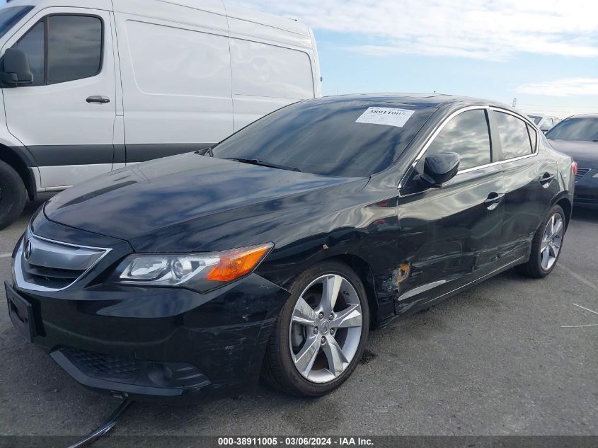 2013 Acura Ilx 2.0L VIN: 19VDE1F55DE002134 Lot: 38911005