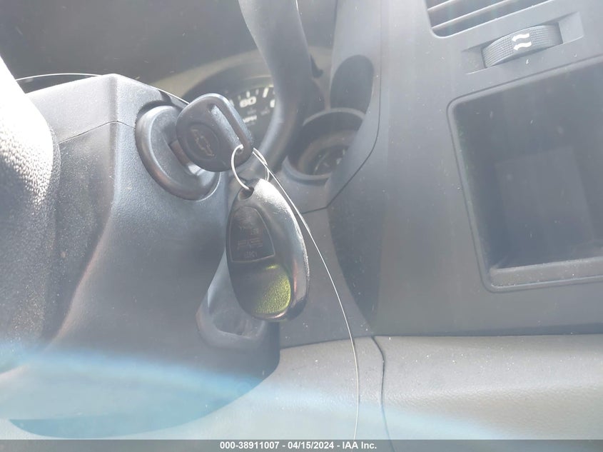 2013 CHEVROLET SILVERADO 1500 LS - 3GCPCREA3DG138287