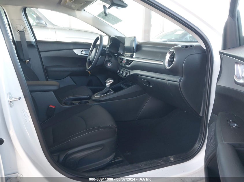 2024 KIA FORTE LXS - 3KPF24AD3RE695270