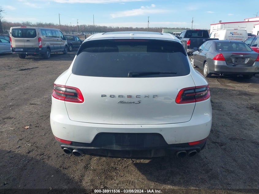 2015 PORSCHE MACAN S - WP1AB2A51FLB42514