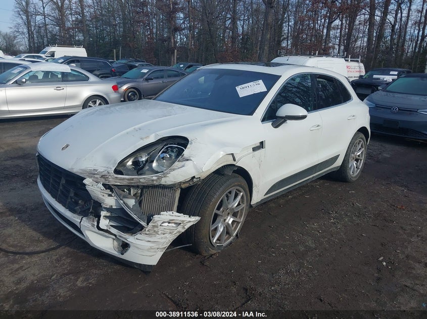2015 PORSCHE MACAN S - WP1AB2A51FLB42514