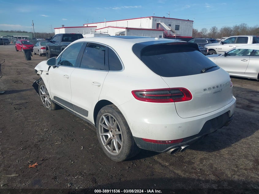 2015 PORSCHE MACAN S - WP1AB2A51FLB42514