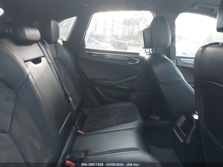2015 PORSCHE MACAN S - WP1AB2A51FLB42514