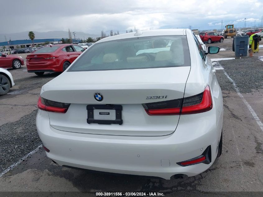 VIN 3MW5R1J05M8C01031 2021 BMW 330I no.16