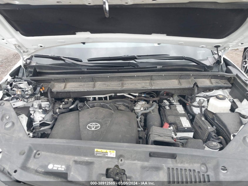 2022 TOYOTA HIGHLANDER VIN: 5TDFZRBH0NS236840