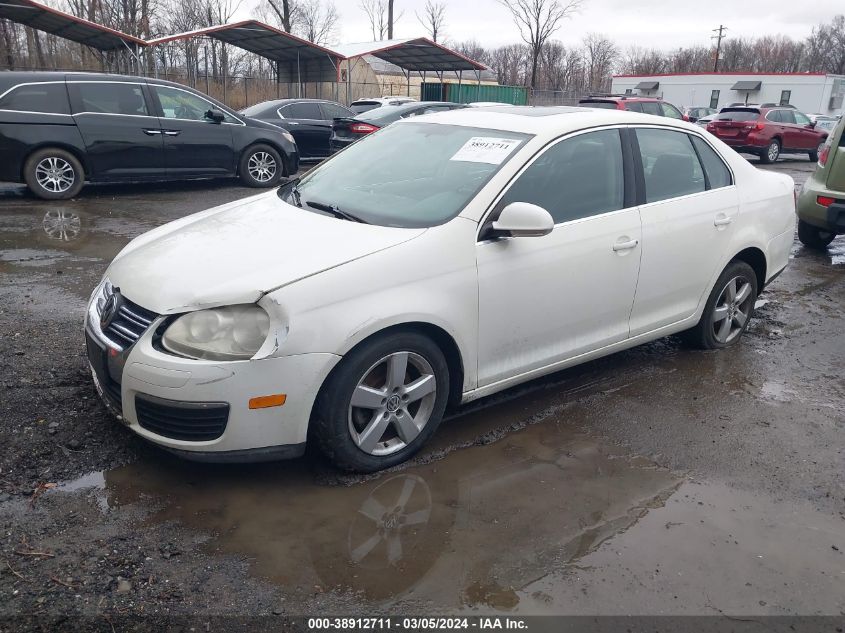 2008 Volkswagen Jetta Se/Sel VIN: 3VWRM71K98M171680 Lot: 38912711