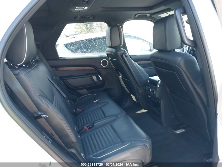 VIN SALRHBBV0HA027850 2017 LAND ROVER DISCOVERY HSE LUXURY