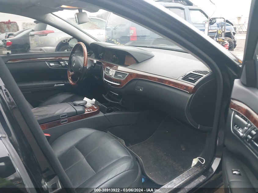 2009 Mercedes-Benz S 550 4Matic VIN: WDDNG86X19A270467 Lot: 38913922