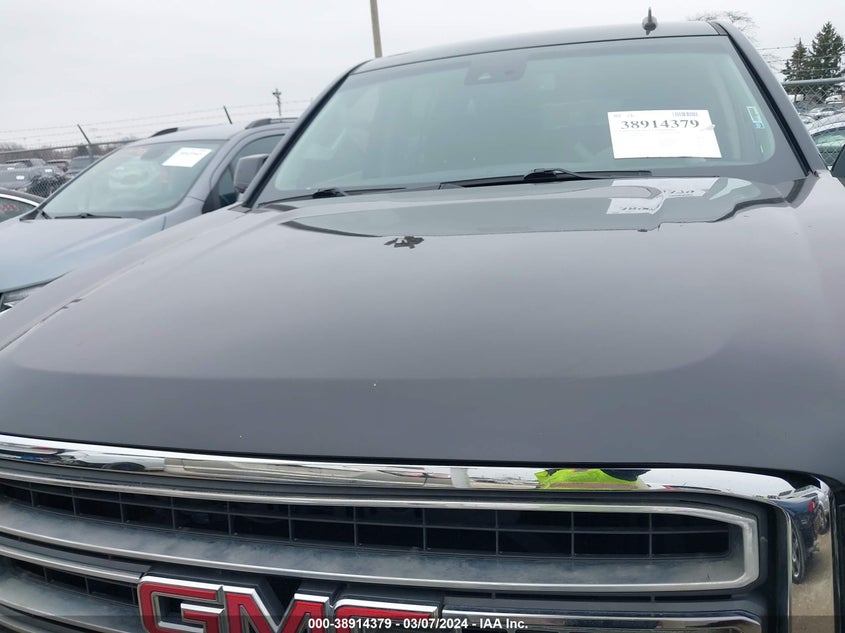 2015 GMC YUKON XL 1500 SLT - 1GKS2HKC8FR125801