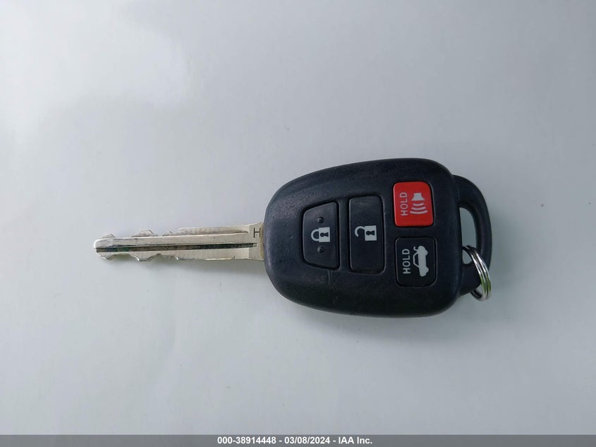 2015 TOYOTA COROLLA LE - 2T1BURHE4FC401504