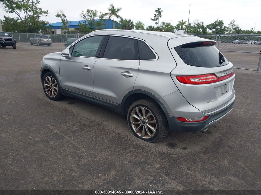 VIN 5LMCJ2D90HUL35223 2017 LINCOLN MKC SELECT